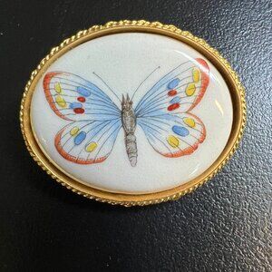 Italian Butterfly Brooch Oval‎ Porcelain Gold Tone Fairy Cottagecore Pin